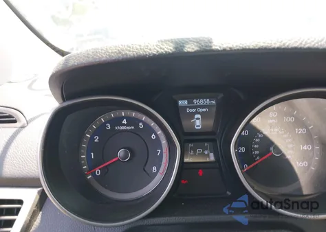 2014 Hyundai Elantra Gt из США, поврежденный, VIN KMHD35LHXEU214559